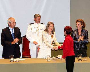 P. LETIZIA EN PREMIOS INVESTIGACION ONCOLÓGICA 18-09-08-AECC-2008-1