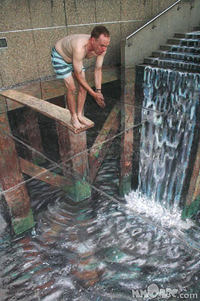 فن الرسم على الارض بالصور  Awesome_3d_chalk_drawing