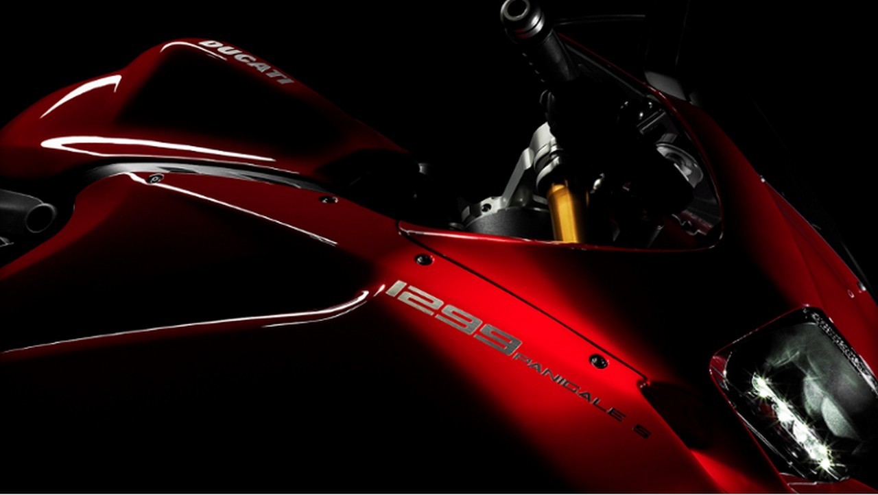 ducati 1199/1299 Panigale ( Topic N.4 ) - Page 7 2015-ducati-1299-panigale-s-12