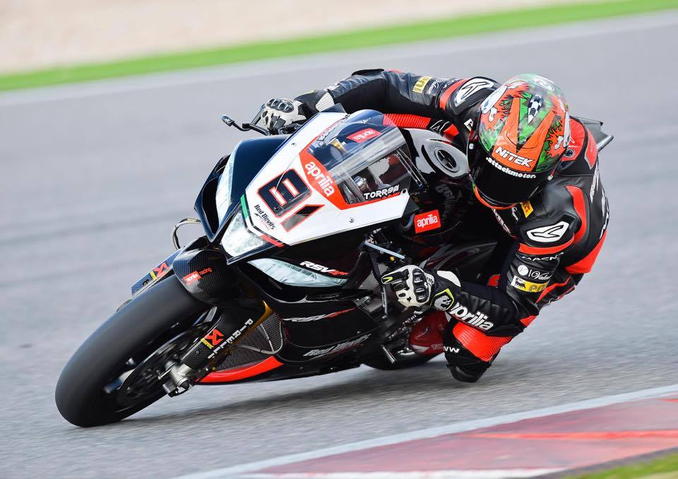 WSBK - 2015 - - Page 2 Sbk-test-portimao-2015-aprilia-2