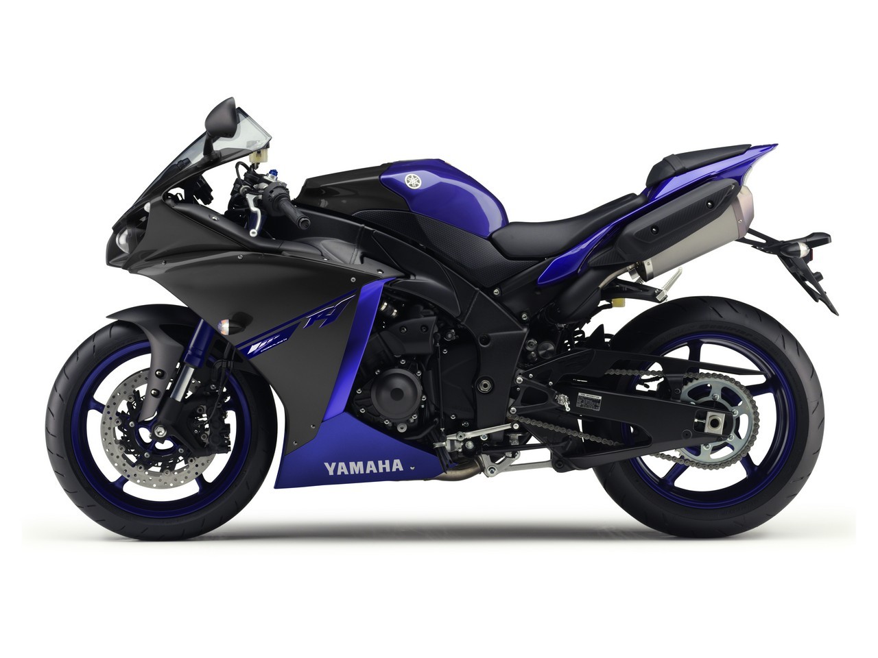 Yamaha R1 Crossplane Yamaha-r1-r6-race-blu-2014-03