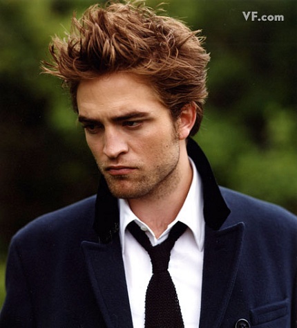 Robert Pattinson en la revista Glamour (Grecia) D69157896fb827e9_pattinson-B-0912-06