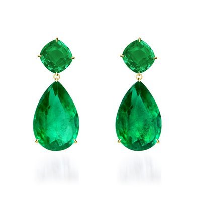 EL RINCÓN DE LA BELLEZA por Andrómeda - Página 10 Angelina_Jolie_Emerald_Earrings