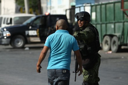 Hallan cadáver de joven detenido por elementos de la Marina Pf-5936130220_EJECUTADOS_VHV-f-440x293