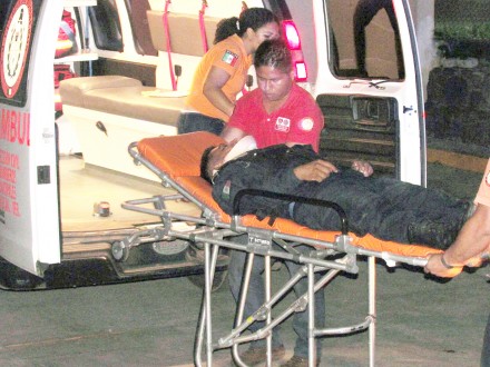 Se enfrentan sicarios y policías en Veracruz; tres muertos y un herido Se-enfrentan-sicarios-y-polic%C3%ADas-en-Veracruz-tres-muertos-y-un-herido-440x330