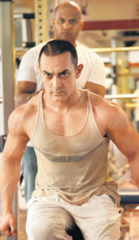 Will Aamir play a gymnast in 'Dhoom 3'? Aamir_kiran