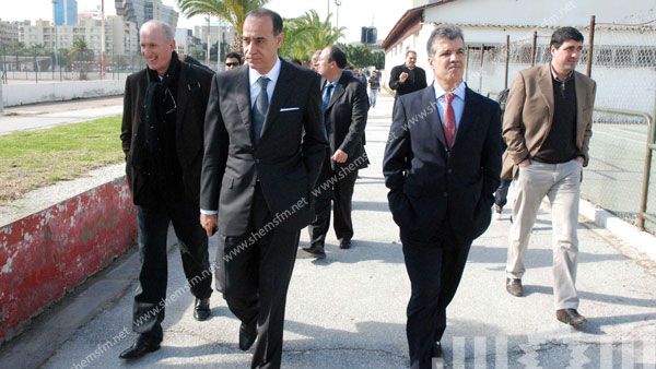 وزير الرياضة بيزور النادي الافريقي  20120123_173258_media_4