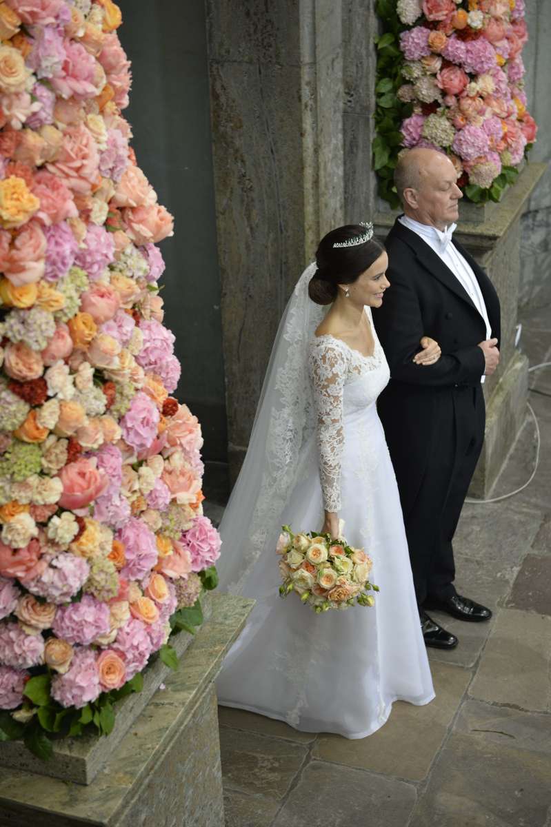 BODA REAL DEL PRINCIPE CARLOS FELIPE  Y SOFIA HELLQVIST - Página 20 1200