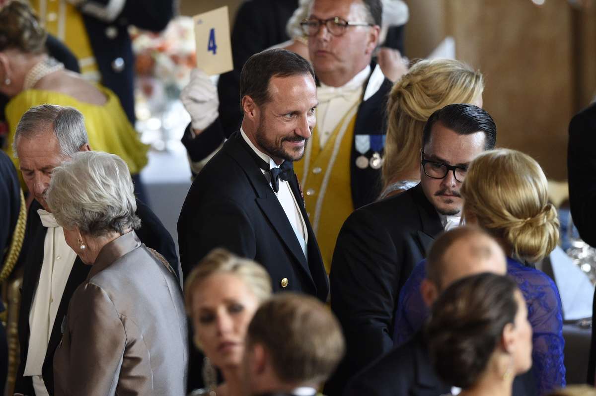 BODA REAL DEL PRINCIPE CARLOS FELIPE  Y SOFIA HELLQVIST - Página 20 1200