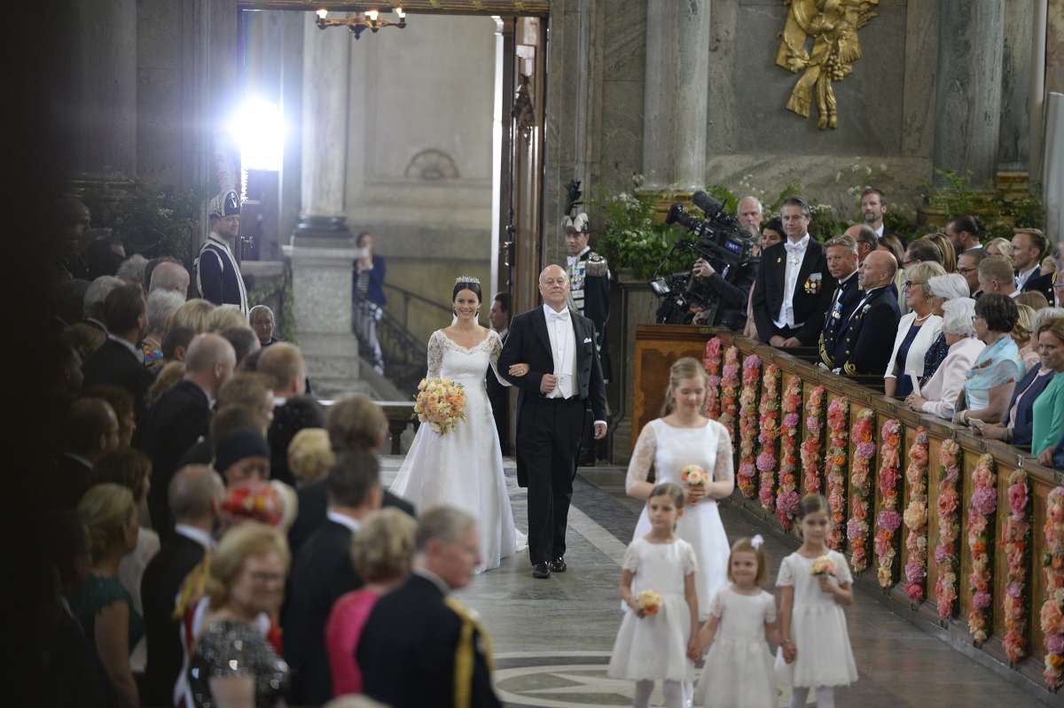 BODA REAL DEL PRINCIPE CARLOS FELIPE  Y SOFIA HELLQVIST - Página 20 1200