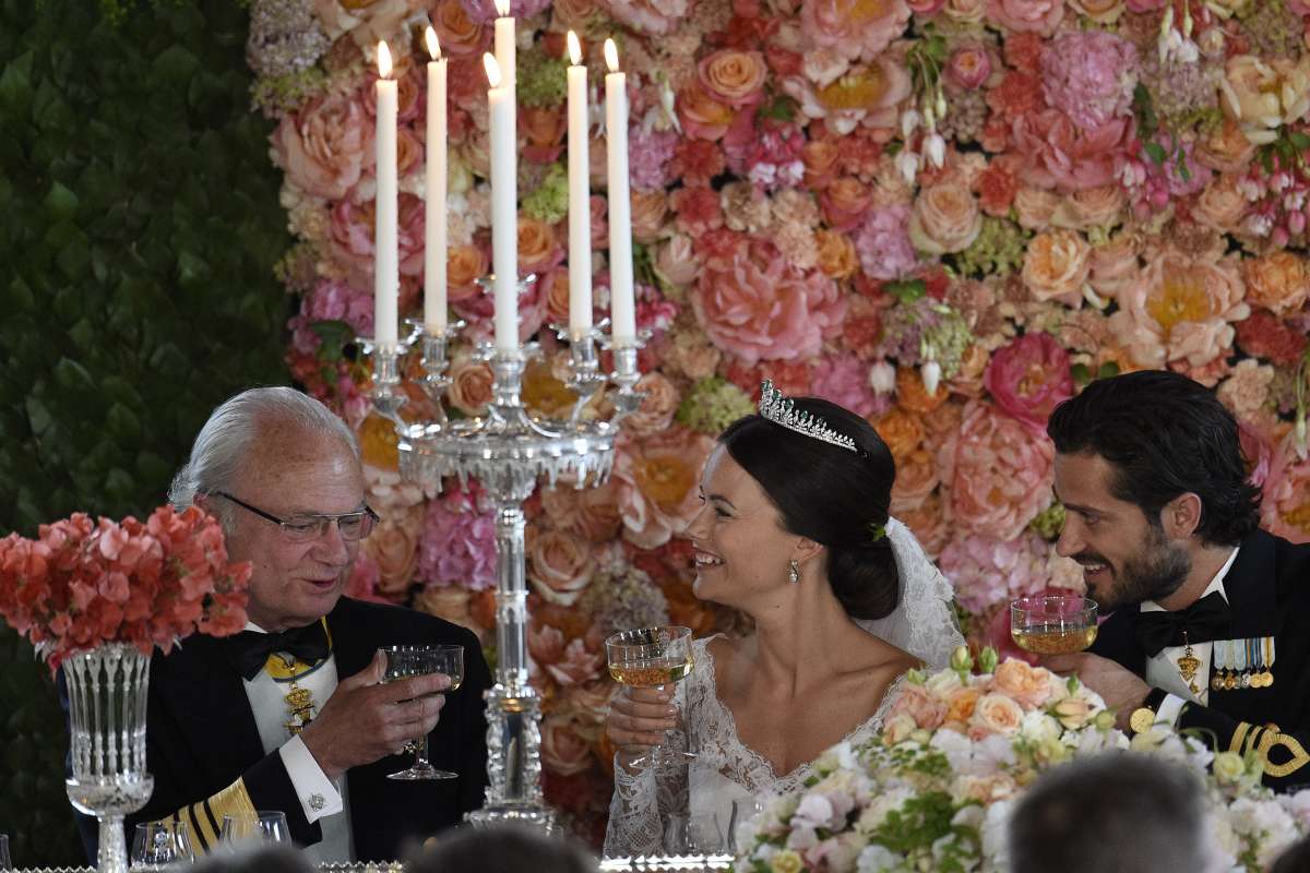 BODA REAL DEL PRINCIPE CARLOS FELIPE  Y SOFIA HELLQVIST - Página 20 1200