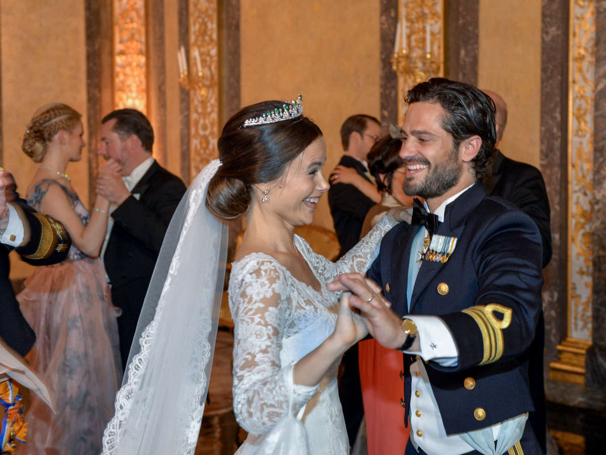 BODA REAL DEL PRINCIPE CARLOS FELIPE  Y SOFIA HELLQVIST - Página 20 1200