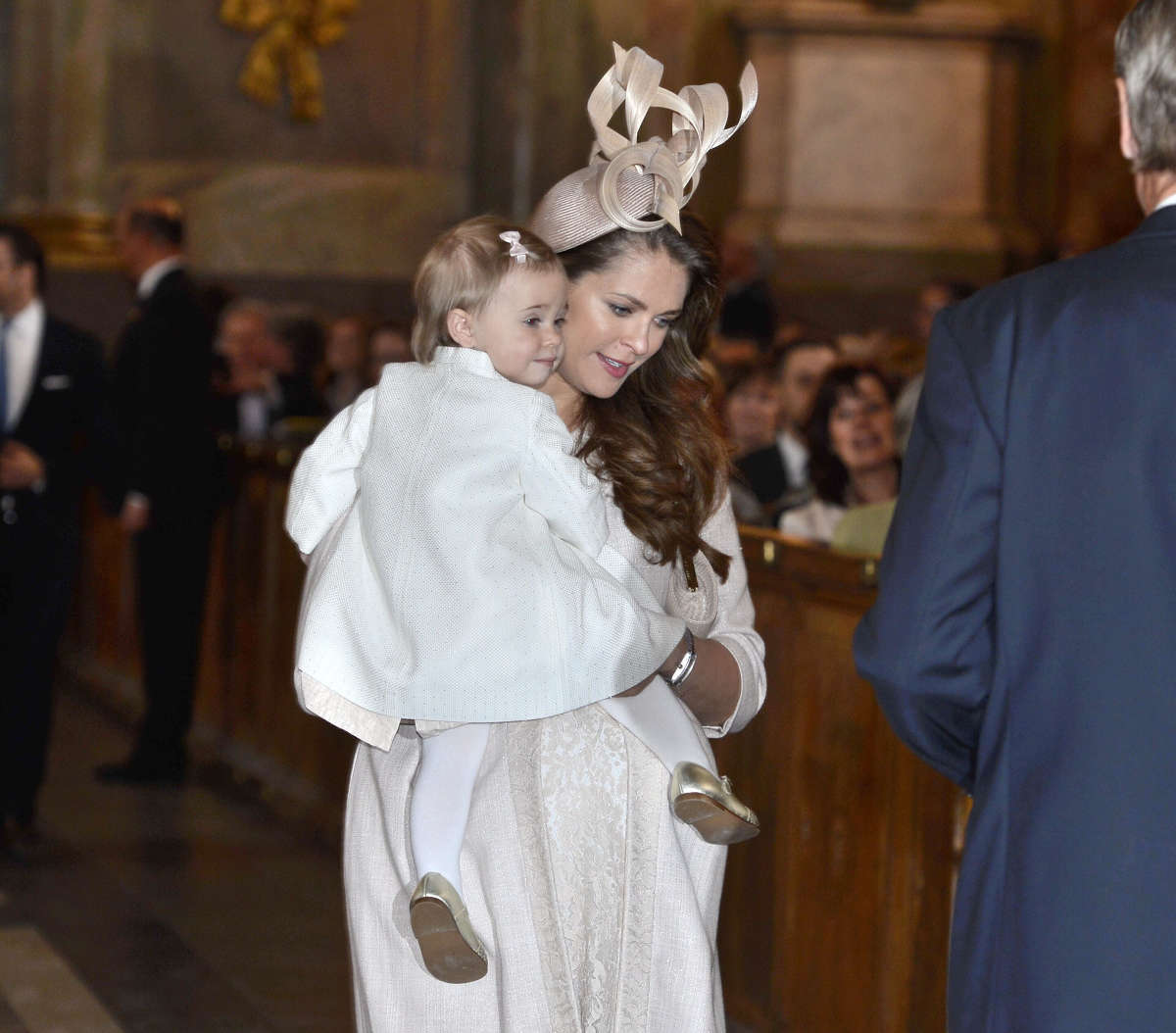 BODA REAL DEL PRINCIPE CARLOS FELIPE  Y SOFIA HELLQVIST - Página 7 1200