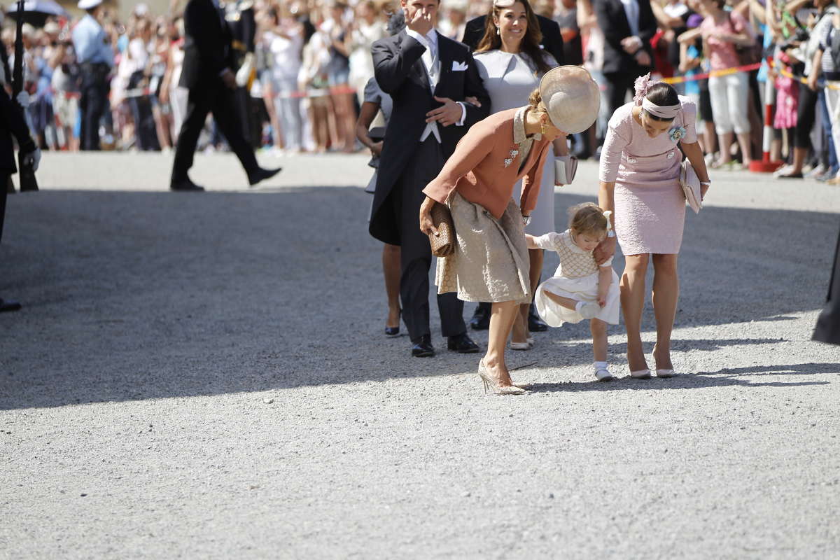 BAUTISMO DE LA PRINCESA LEONORE DE SUECIA . 08/06/2014 :lsu: - Página 3 1200