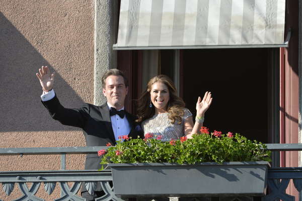 BODA DE MAGDALENA DE SUECIA Y CHRISTOPHER O'NEILL - Página 3 600