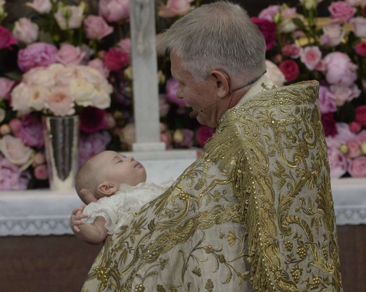 BAUTISMO DE LA PRINCESA LEONORE DE SUECIA . 08/06/2014 :lsu: - Página 3 1200