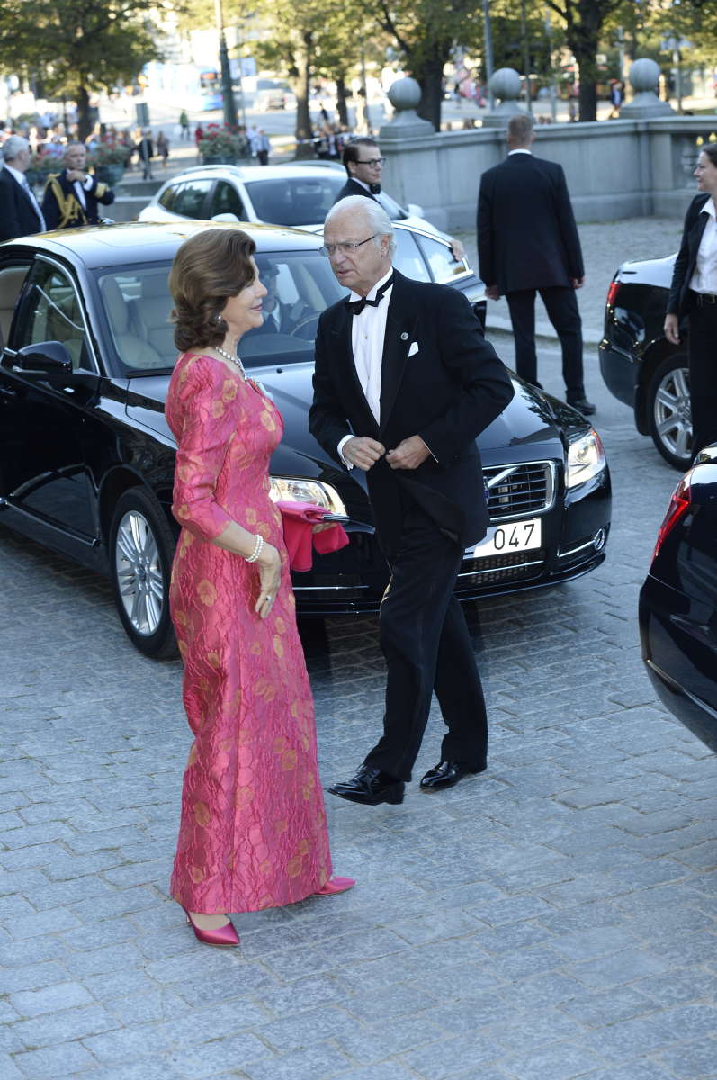 El Rey Carlos Gustavo de Suecia. Jubileo 40 años en el trono - Página 4 1200