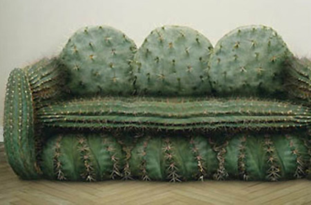 Cazzeggio!!! Weirdest_sofa_2