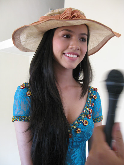 Miss Universe 2011-Những thí sinh lột xác ngoạn mục Small_284121