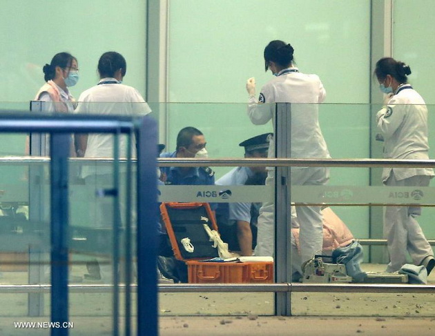 Người đi xe lăn đánh bom tự sát ở sân bay Bắc Kinh Beijing-explode-3-b1dc9