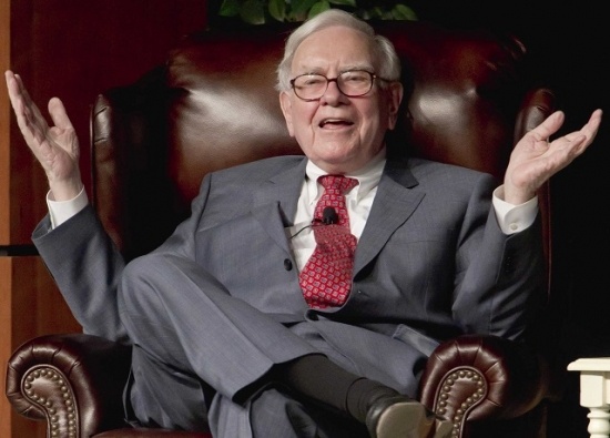 Tập-đoàn-Berkshire-Hathaway - Huyền thoại sống Warren Buffet bất ngờ đầu tư 1 tỷ USD vào Apple Huyen-thoai-song-warren-buffet-1-bb-baaacIkhsr