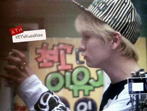 130430 Key @ Sukira Kiss the Radio Tumblr_inline_mm2tl1gFck1qz4rgp