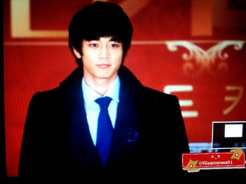 121231 Minho @ 2012 SBS Drama Awards Tumblr_inline_mfw9siuZqK1qcl8qx