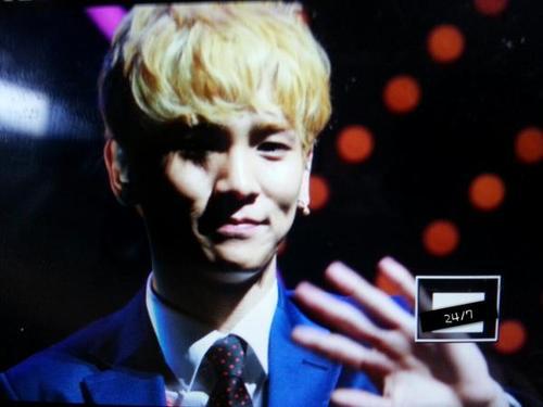 121218 Key @ Catch Me If You Can Musical Tumblr_inline_mf8c18Wl8F1qcl8qx