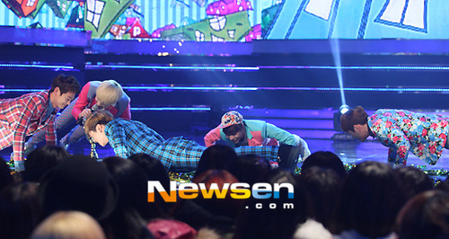 130306 SHINee @ Show Champion Tumblr_inline_mj8k6rriOQ1qz4rgp