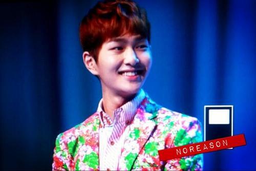 130305 Onew @ KBS Open Concert Tumblr_inline_mj6sqzYrIN1qz4rgp