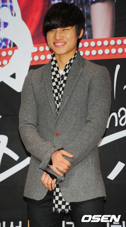 [26/2/13][News] Quá trình chọn lựa và thu âm album của Daesung Tumblr_inline_mittirQMWS1qz4rgp