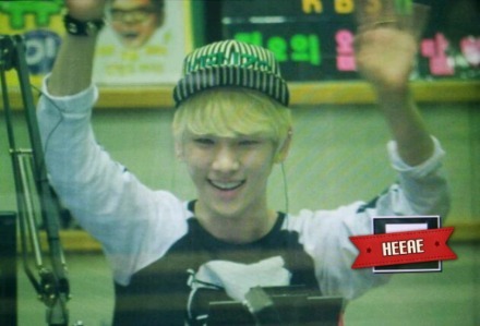 130430 Key @ Sukira Kiss the Radio Tumblr_inline_mm2u7u1MMT1qz4rgp