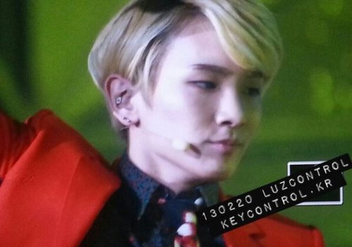 130220 Key @ Naver Comeback Showcase Tumblr_inline_miiuz8aIh81qz4rgp