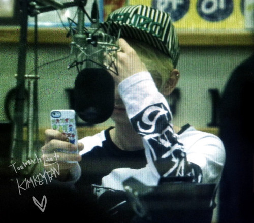 130430 Key @ Sukira Kiss the Radio Tumblr_inline_mm2txsdLXv1qz4rgp