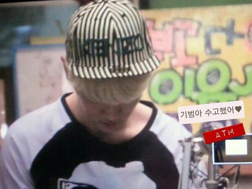 130430 Key @ Sukira Kiss the Radio Tumblr_inline_mm2tl3uyae1qz4rgp