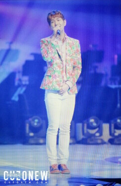 130305 Onew @ KBS Open Concert Tumblr_inline_mj6u4sx7Ya1qz4rgp