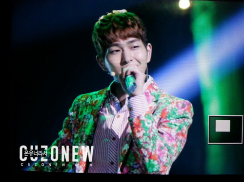 130305 Onew @ KBS Open Concert Tumblr_inline_mj6uvsRkVk1qz4rgp