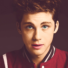 Yo te Protegeré {Logan Lerman} Tumblr_inline_mvk3xyLeje1s2qtaq