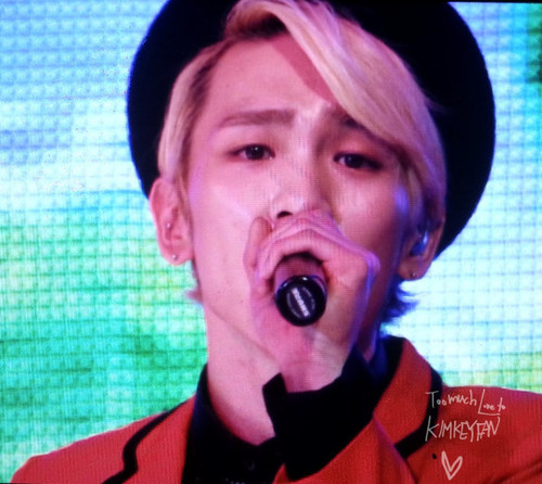 130406 Key @ Seoul Girls Collection 2013 event Tumblr_inline_mku1xvNbBD1qz4rgp