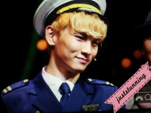 121218 Key @ Catch Me If You Can Musical Tumblr_inline_mf8b8fSHls1qcl8qx