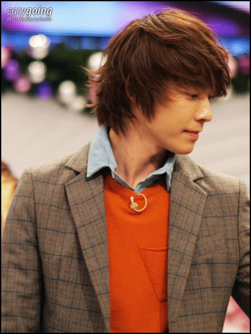 Super Junior Tumblr_l0cuvxaxaC1qzc9wg