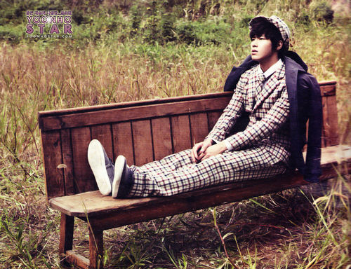 [06/10/2010] YUNHO - High Cut Magazine Tumblr_l9urzg7DYX1qbbcco