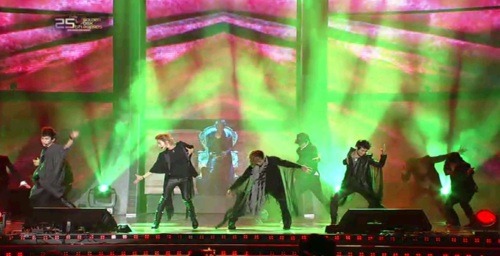 101209 SHINee @ 25º Golden Disk  Tumblr_ld5zkykoa11qcl8qx