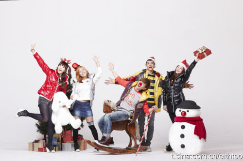 231210 SHINee y  f(x) @ H2 Endorsement CF [Fotos navideñas] Tumblr_ldvur61I0r1qcl8qx