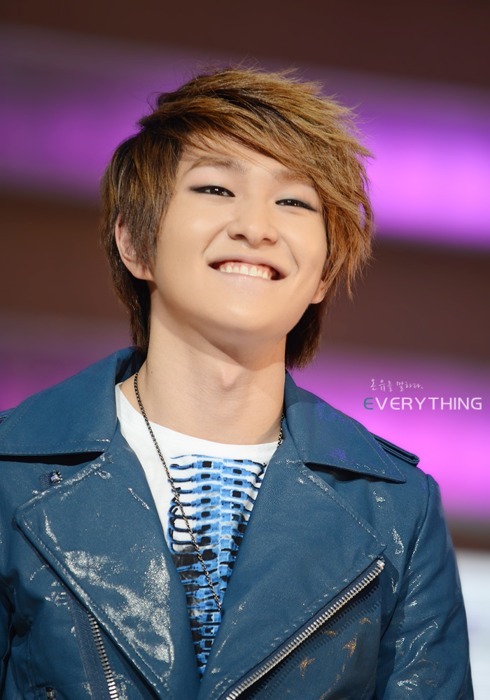 ♦ [ONEW] galerie photos - Page 3 Tumblr_lem7weNQb41qd0fz8