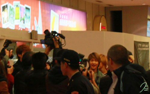 Cutie SHINee arrive @ Taiwan Taoyuan International Airport  Tumblr_lesm72UcuA1qcl8qx