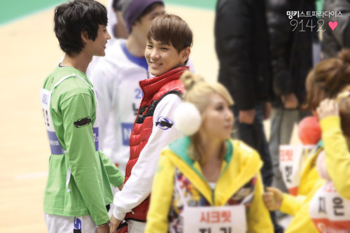 Minho @MBC Idol Sports Day Competition Tumblr_lfj8v8dQrF1qcl8qx