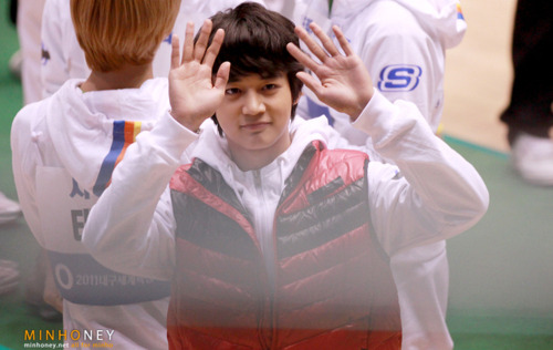 Minho @MBC Idol Sports Day Competition Tumblr_lfj8zp0c4w1qcl8qx