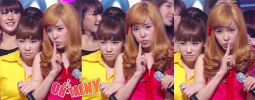 [GIFS/PICS][11-09-2011] Chớp ngay cơ hội khi Fany không để ý ! Tumblr_lh7sckaoxO1qdv9pu