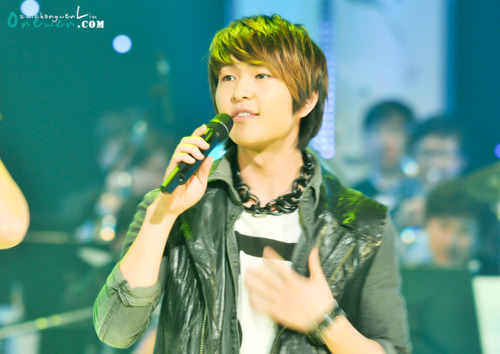 03.03.2011 ▬ KBS Founding Anniversaire [LIVE] Tumblr_lhjlk0WTQ41qd0fz8